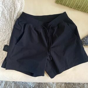 Lululemon shorts 5” size XS